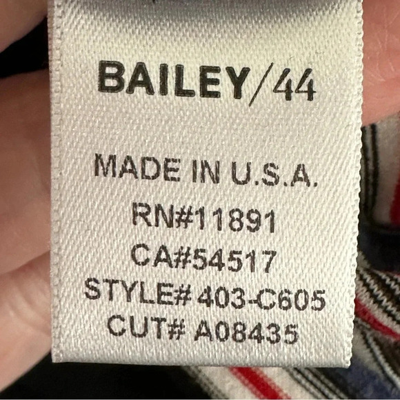 Bailey‎ 44 Anthropologie Striped Off Shoulder Blouse size Medium Classic - Picture 4 of 8